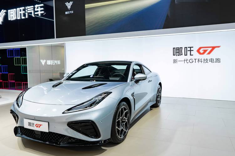 惠州惠城区福扬建企业管理咨询哪吒汽车在智能汽车领域的表现，领途汽车在新能源汽车市场中的影响力