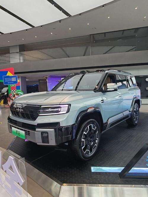 惠州惠城区福扬建企业管理咨询比亚迪方程豹硬派越野的爆款，英菲尼迪35周年与你共成长